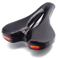 SELIM MTB COM LUZES INTEGRADAS TEKMAX TK-21226 PRETO