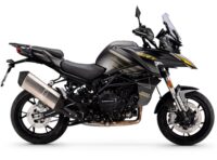 MOTO QJ MOTOR SRT 900S CINZA